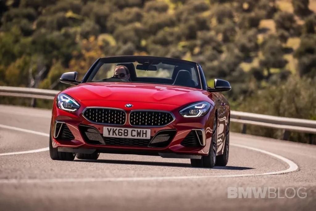 VIDEO: Carwow tests the BMW Z4 M40i against the Toyota Supra