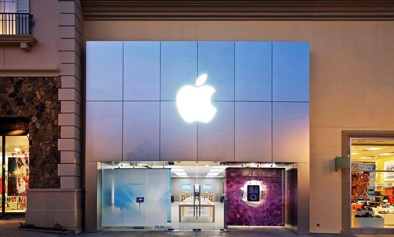 Apple reopens 5 stores in USA after coronavirus outbreak.