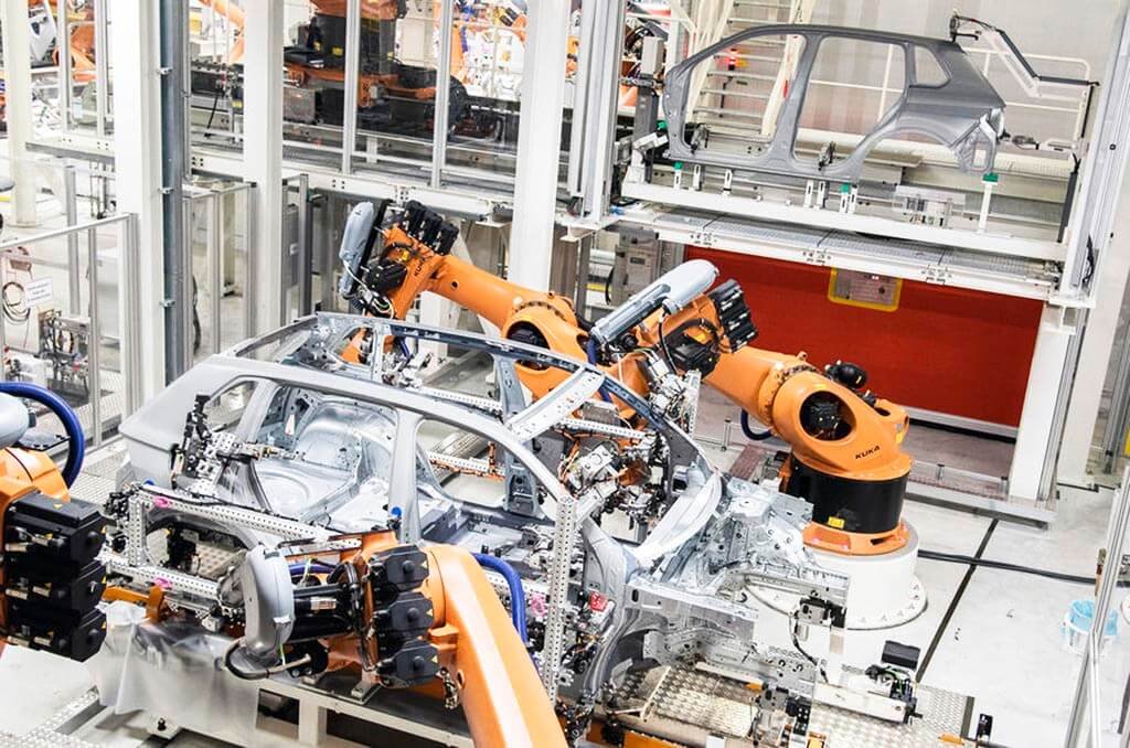 Volkswagen, Wolfsburg'ta Otomobil Üretimine Başlıyor.