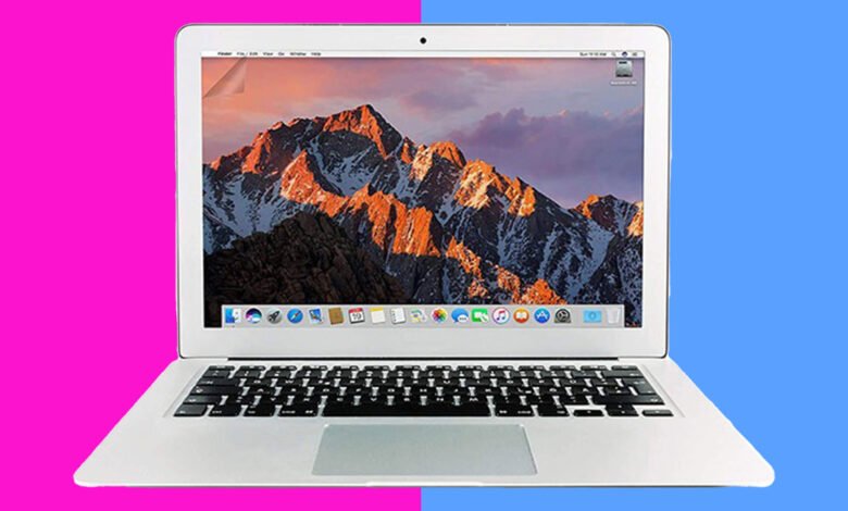 Snatch a reconditioned 13″ Apple MacBook Air for only $299.97 and beat the holiday frenzy